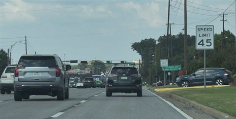 Photo of cars driving in Tyler with a 45 mph speed limit sign 